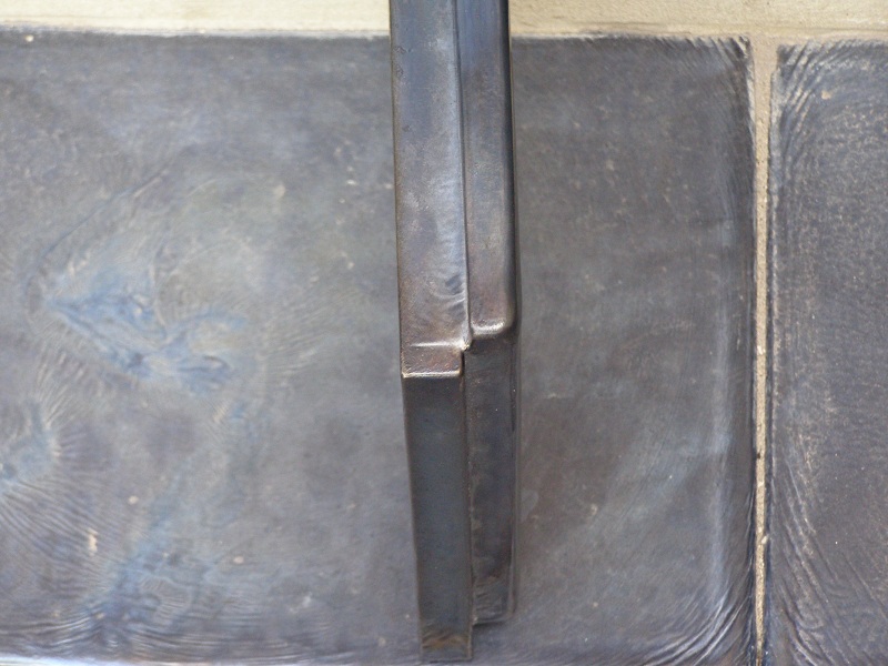 Плитка из базальтового литья с рельефной поверхностью - заказать у компании «EUTIT-KZ»